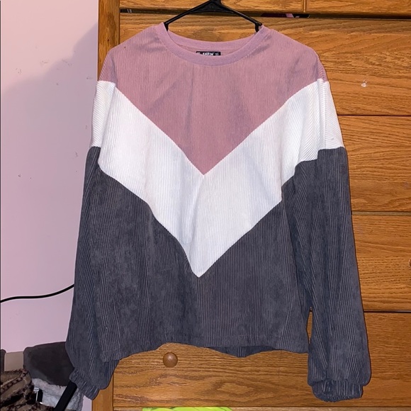 Shein top - Picture 1 of 2